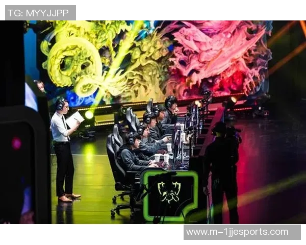 电竞比分CSGO巨献揭秘RNG战队默契配合与战术策略的深度分析 电竞比分CSGO巨献揭秘RNG战队默契配合与战术策略的深度分析